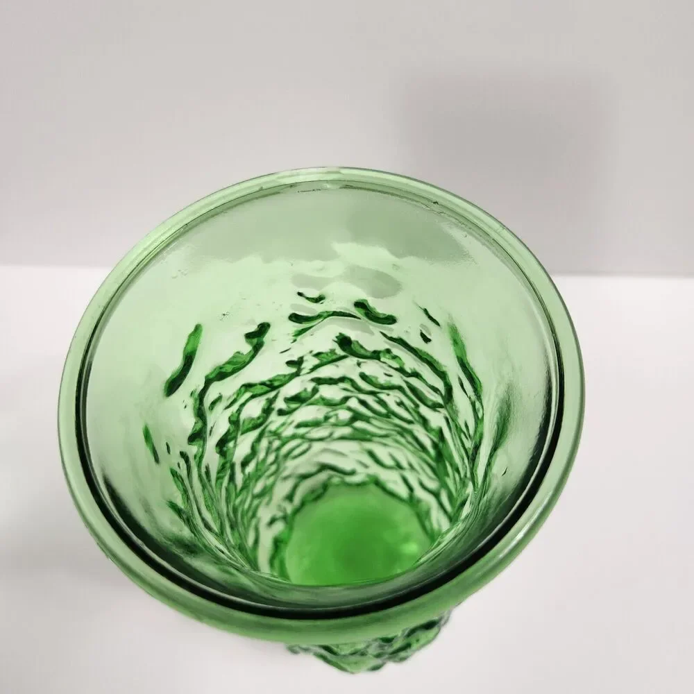 Vintage E. O.  Brody Co. Cleveland Ohio Green Crinkle Glass Vase 8.5